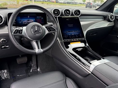 Used 2026 Mercedes-Benz GLC 300 image 30