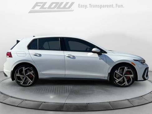 New 2026 Volkswagen Golf SE image 8