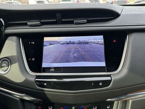 Certified 2025 Cadillac XT5 Premium Luxury w/ LPO, Floor Liner Package image 17