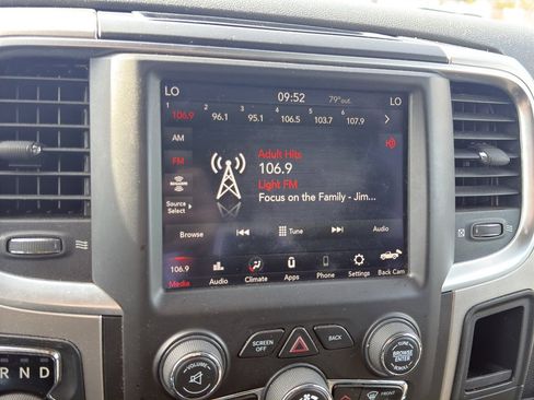 Used 2019 RAM 1500 Classic Warlock w/ Electronics Group image 18