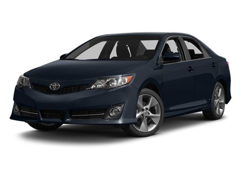 Used 2014 Toyota Camry SE FWD image 1
