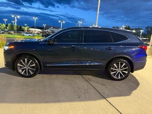 Used 2026 Acura MDX SH-AWD w/ Technology Package image 5