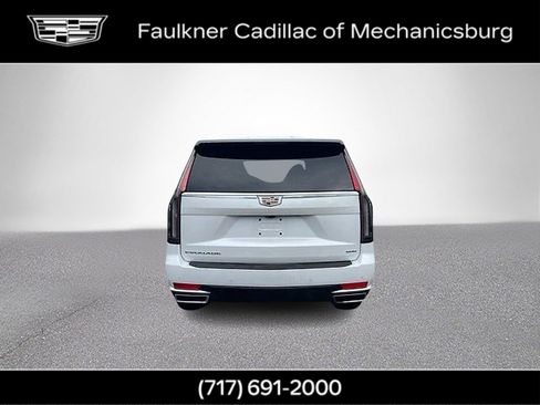 Used 2024 Cadillac Escalade ESV Premium Luxury AWD/4WD image 7