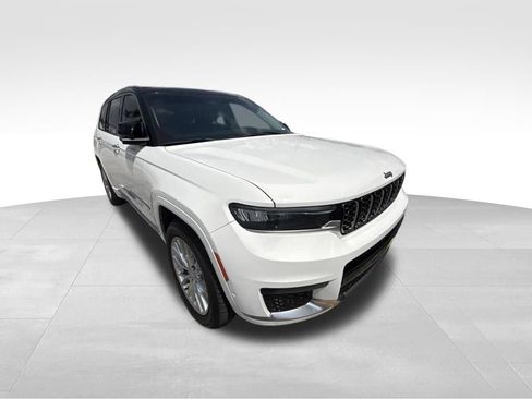 Used 2021 Jeep Grand Cherokee L Summit w/ Luxury Tech Group V AWD/4WD image 2