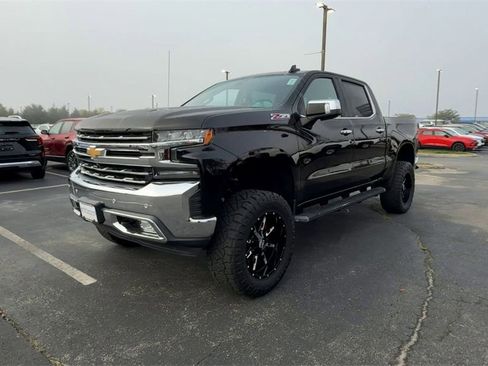 Used 2019 Chevrolet Silverado 1500 LTZ w/ LTZ Premium Package image 4