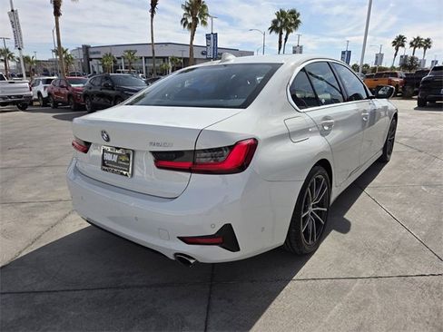 Used 2021 BMW 330i Sedan w/ Driving Assistance Package image 6