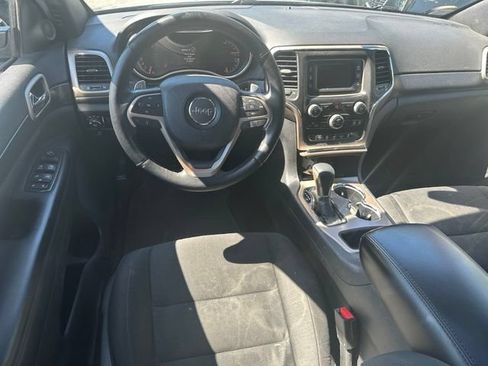Used 2016 Jeep Grand Cherokee Laredo w/ Quick Order Package 23E AWD/4WD image 10