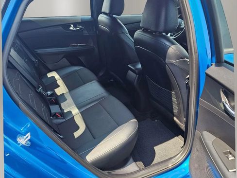 Used 2023 Kia Forte GT-Line w/ GT-Line Technology Package FWD image 9