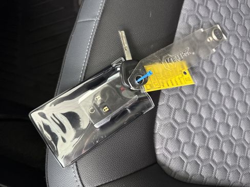 Used 2018 Chevrolet Colorado Z71 image 33