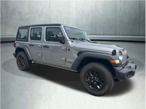 Used 2018 Jeep Wrangler Unlimited Sport AWD/4WD image 8