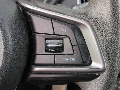 Used 2018 Subaru Impreza 2.0i Premium image 21