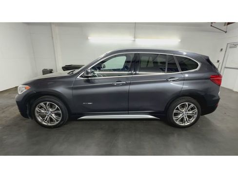 Used 2016 BMW X1 xDrive28i AWD/4WD image 5