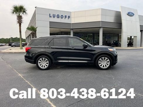 Used 2024 Ford Explorer Limited w/ Limited Technology Package RWD image 2