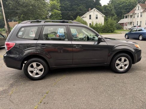 Used 2012 Subaru Forester 2.5X AWD/4WD image 6