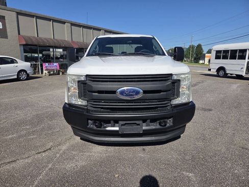 Used 2017 Ford F250 XL RWD image 3