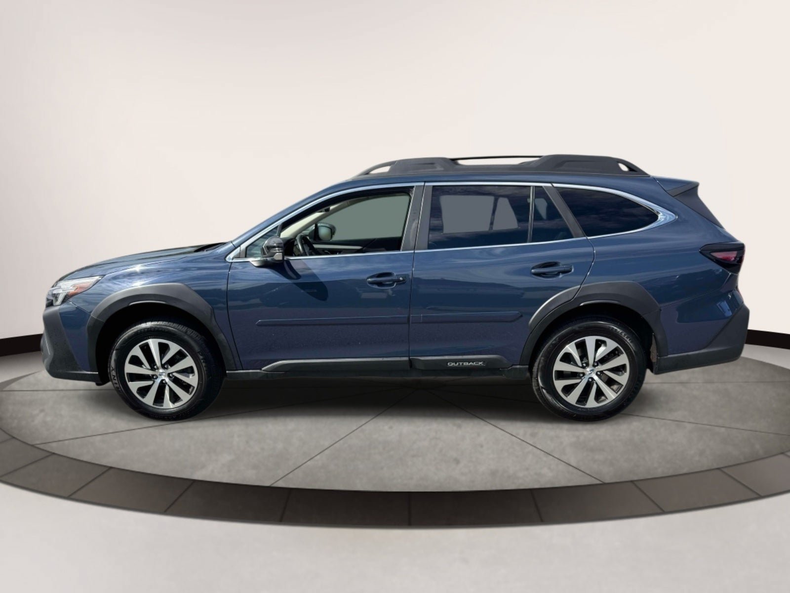 Certified 2024 Subaru Outback Premium AWD/4WD image 5