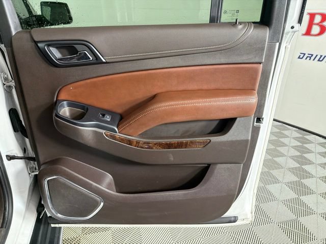 Used 2018 Chevrolet Suburban Premier AWD/4WD image 33
