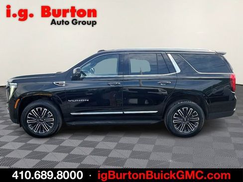 Used 2025 GMC Yukon Elevation AWD/4WD image 7