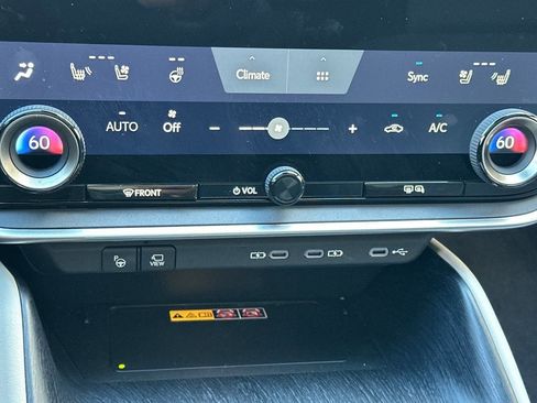 Used 2023 Lexus RZ 450e Premium image 20