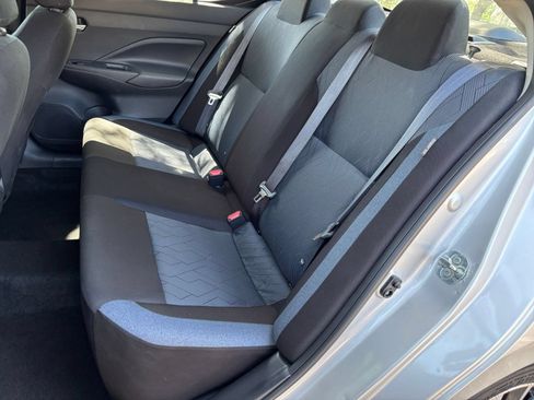 Used 2025 Nissan Versa SV FWD image 32