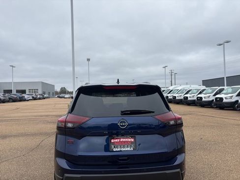 New 2026 Nissan Rogue SV image 3