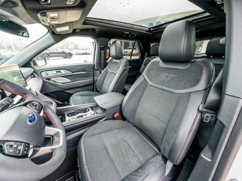 New 2026 Ford Explorer ST w/ Sun And Sound Package image 34