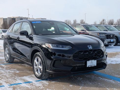 Certified 2023 Honda HR-V LX image 5