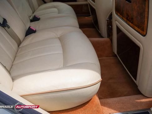 Used 2005 Bentley Arnage RL RWD image 38