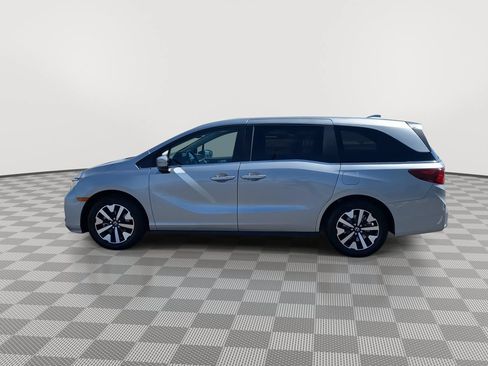 Used 2025 Honda Odyssey EX-L image 4