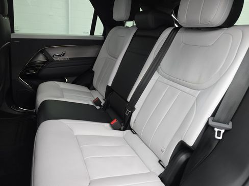 Certified 2023 Land Rover Range Rover Sport SE Dynamic image 14