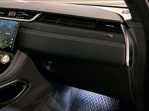 Certified 2025 Jaguar F-PACE R-Dynamic S image 25