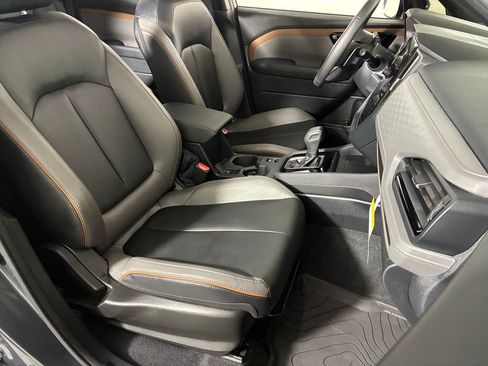 Used 2025 Subaru Forester Sport image 29