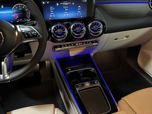 New 2026 Mercedes-Benz GLA 250 GLA 250 image 32