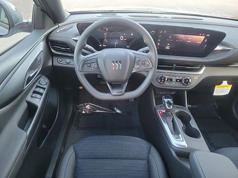 New 2026 Buick Envista Preferred image 11