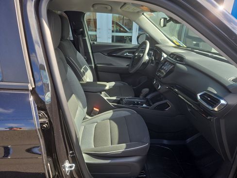Certified 2023 Chevrolet TrailBlazer LT w/ Convenience Package image 18