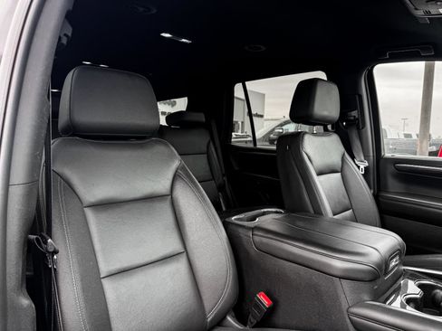 Certified 2025 Chevrolet Tahoe LT RWD image 11