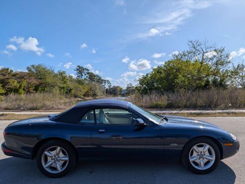 Used 1998 Jaguar XK8 Convertible image 5