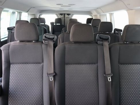 Used 2023 Ford Transit 350 XLT image 10