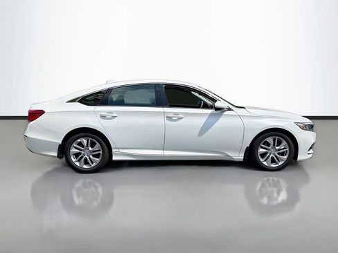 Used 2019 Honda Accord LX image 4