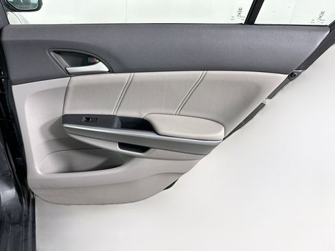 Used 2009 Honda Accord EX-L image 29