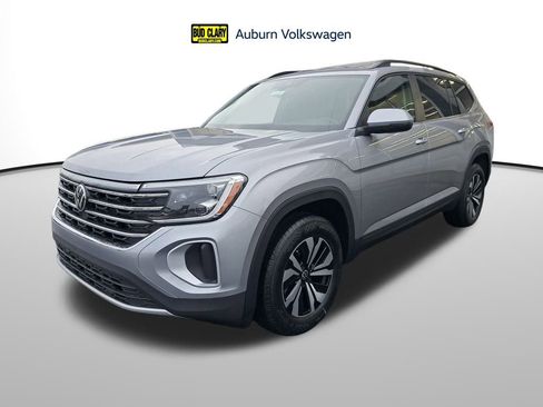 New 2026 Volkswagen Atlas SE image 1