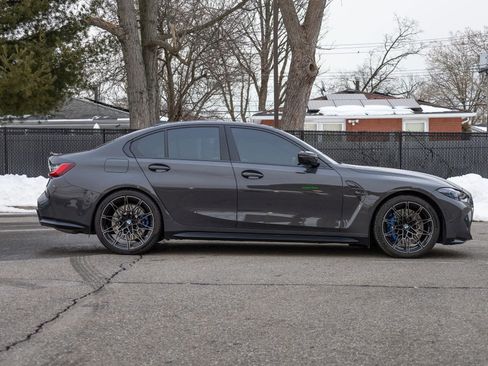 Used 2022 BMW M3 Competition w/ M Carbon Exterior Package image 23