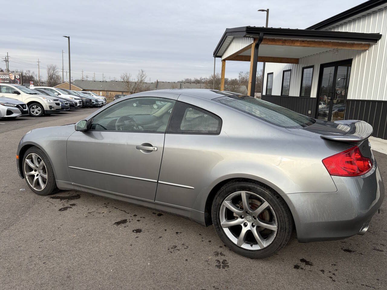 Used 2003 INFINITI G35 Coupe w/ Performance Tire & Wheel Pkg RWD image 11