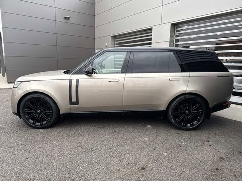Certified 2024 Land Rover Range Rover Long Wheelbase SE AWD/4WD image 4