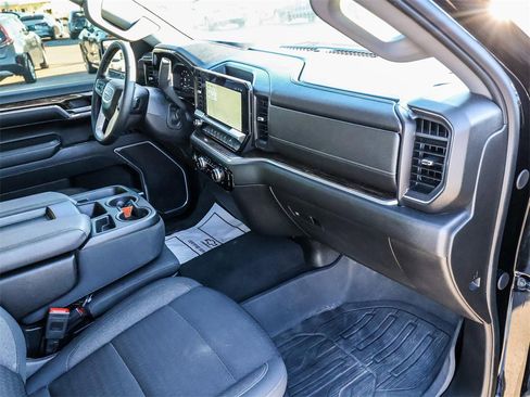 Used 2024 GMC Sierra 1500 Elevation image 14