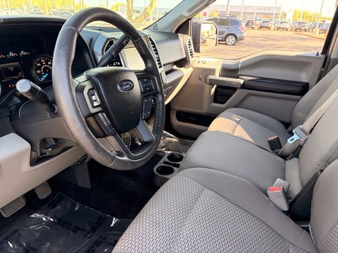 Used 2015 Ford F150 XLT w/ Equipment Group 302A Luxury AWD/4WD image 18