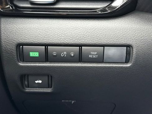 New 2025 Nissan Sentra SR w/ SR Premium Package image 28