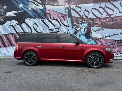 Used 2014 Ford Flex Limited w/ Equipment Group 303A AWD/4WD image 1