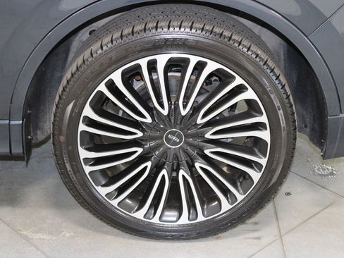 Used 2023 Lincoln Aviator Black Label w/ Dynamic Handling Package image 18