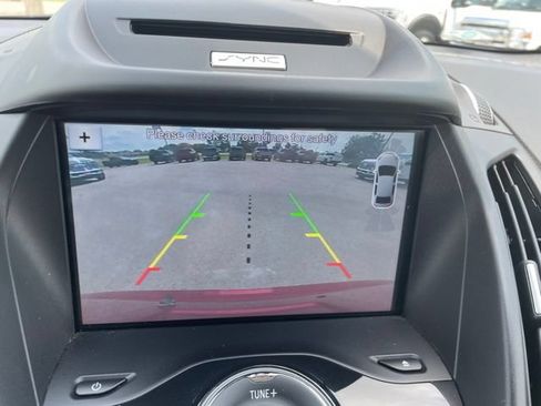 Used 2018 Ford Escape Titanium FWD image 38